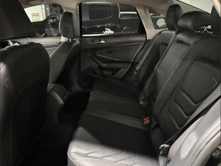Volkswagen Jetta — photo 07