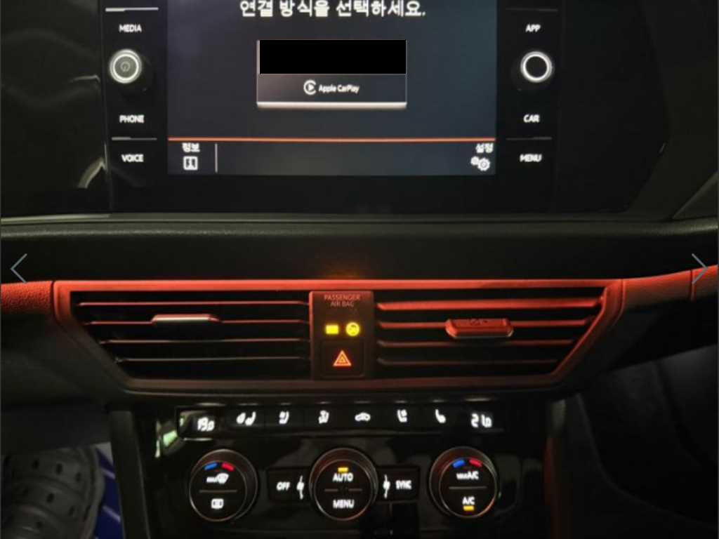 Volkswagen Jetta — photo 09