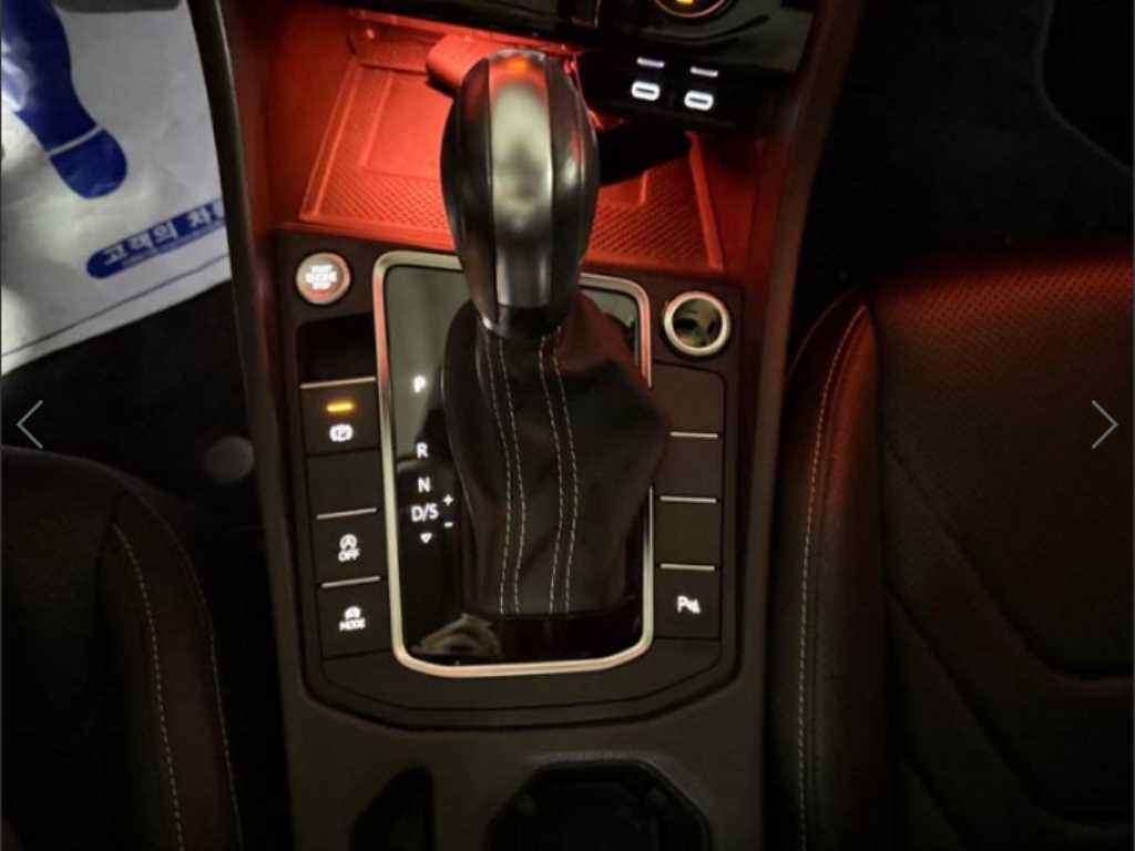 Volkswagen Jetta — photo 10