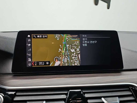BMW 5-Series — photo 16