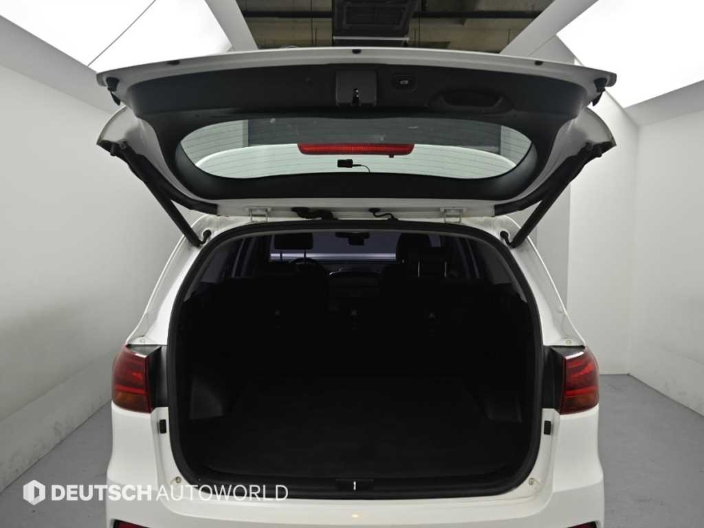 Kia Sorento — photo 19