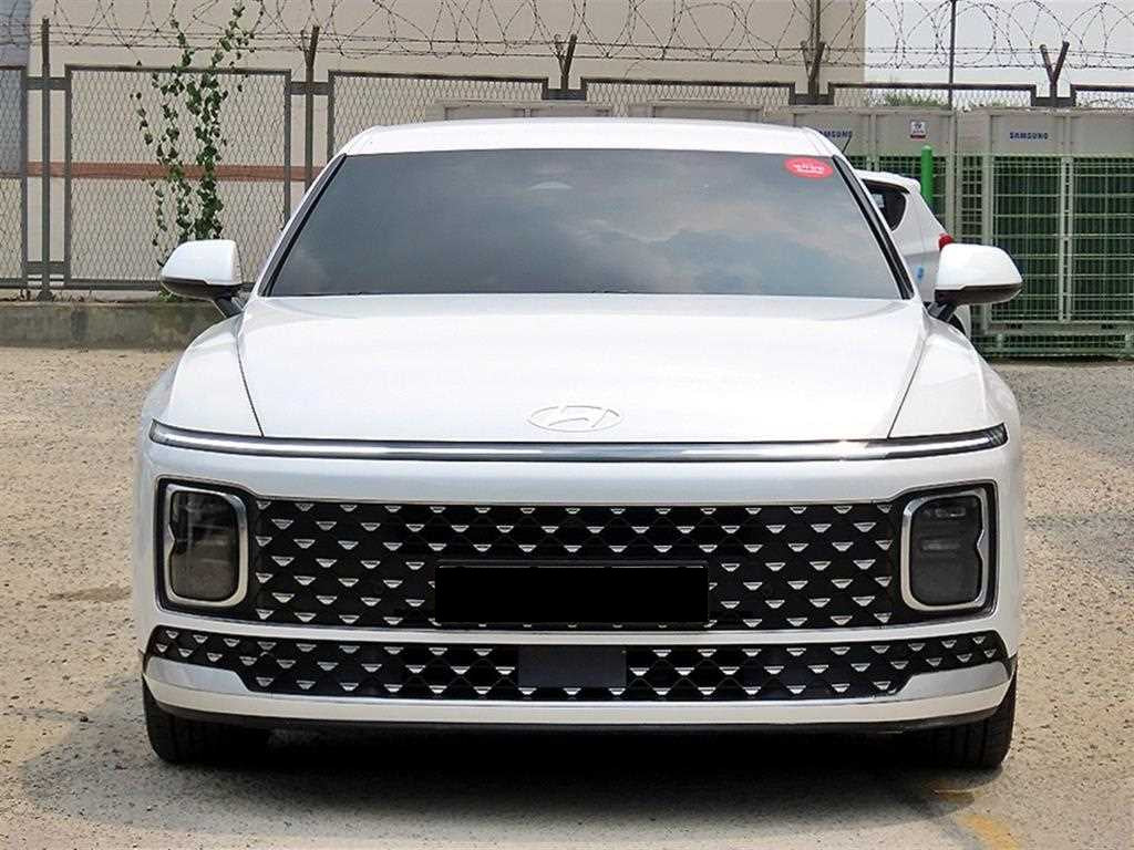 Hyundai Grandeur — photo 01