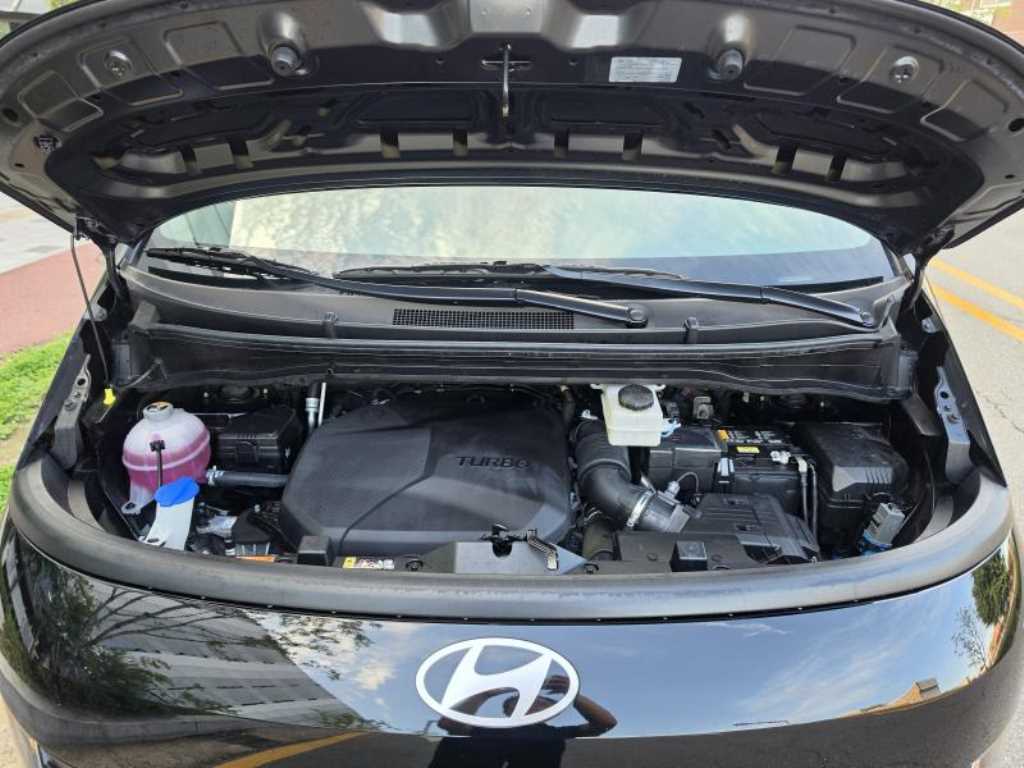 Hyundai Staria — photo 15