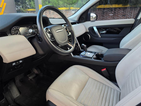 Land Rover Discovery Sport — photo 15