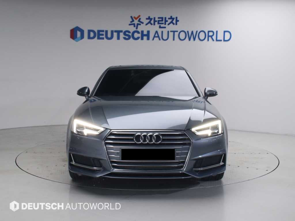 Audi A4 — photo 03