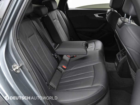 Audi A4 — photo 12