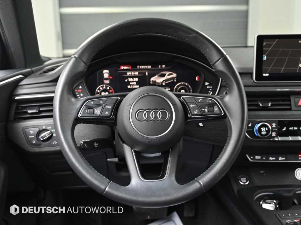 Audi A4 — photo 13