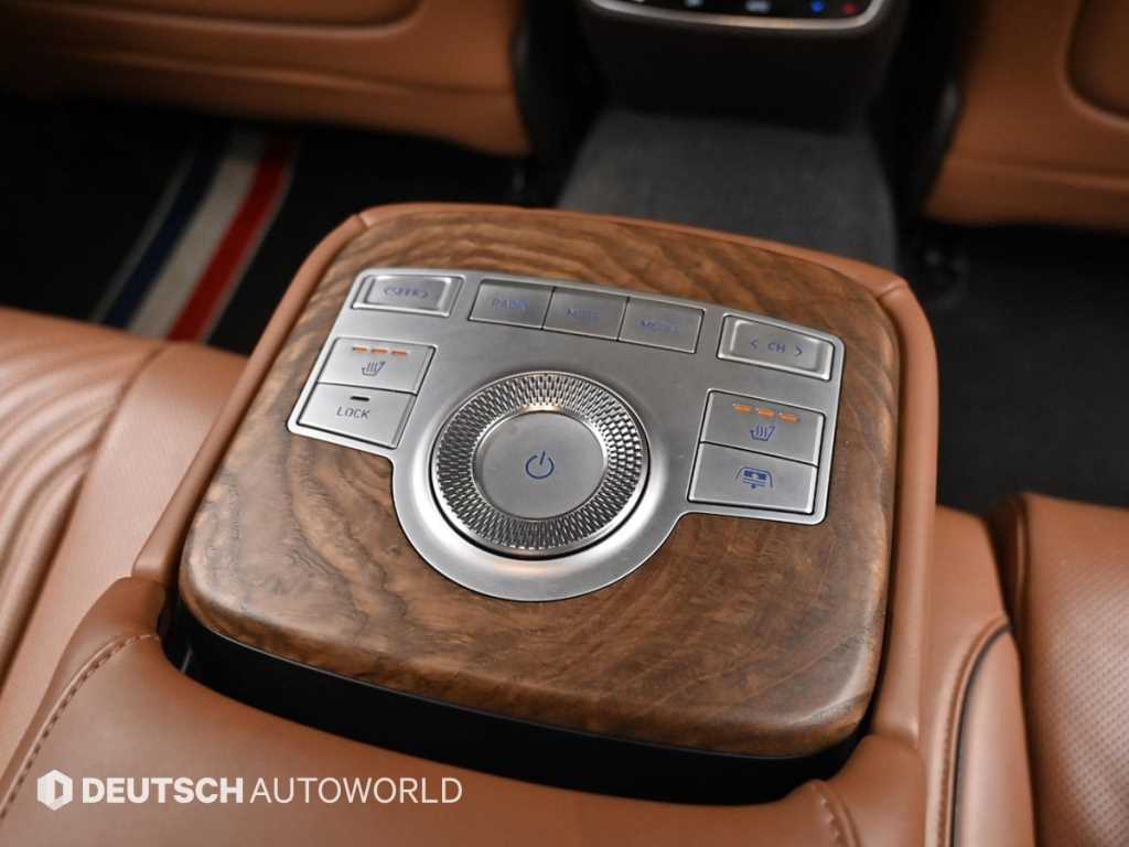 Genesis G80 — photo 16