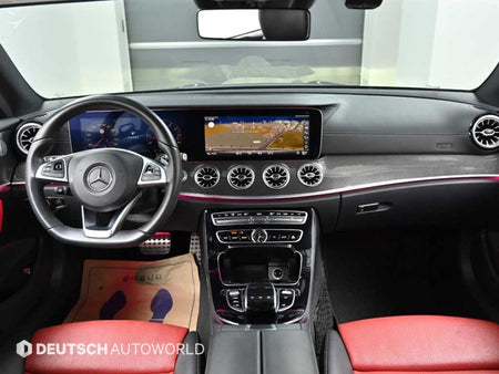 Mercedes-Benz E-Class — photo 07