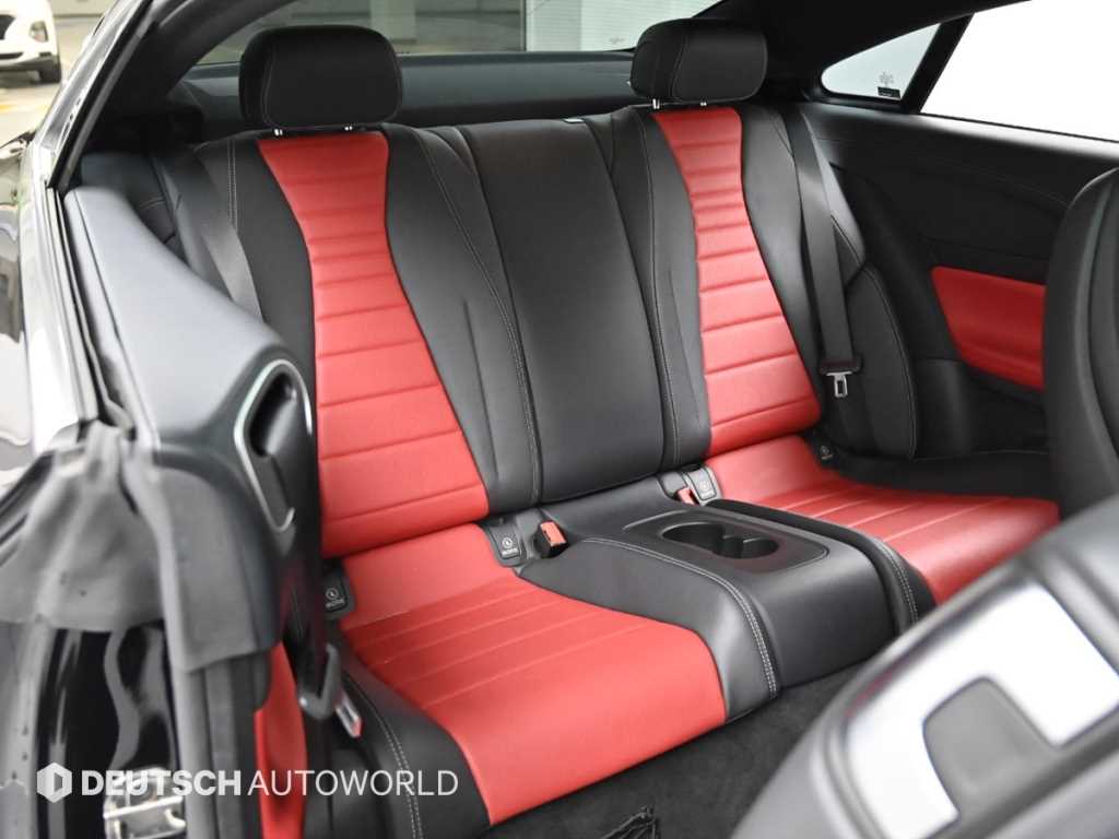 Mercedes-Benz E-Class — photo 12