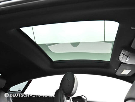 Mercedes-Benz E-Class — photo 18