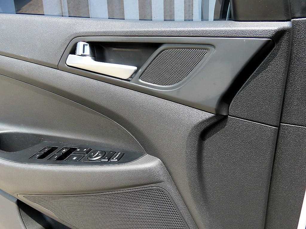 Hyundai Tucson — photo 11