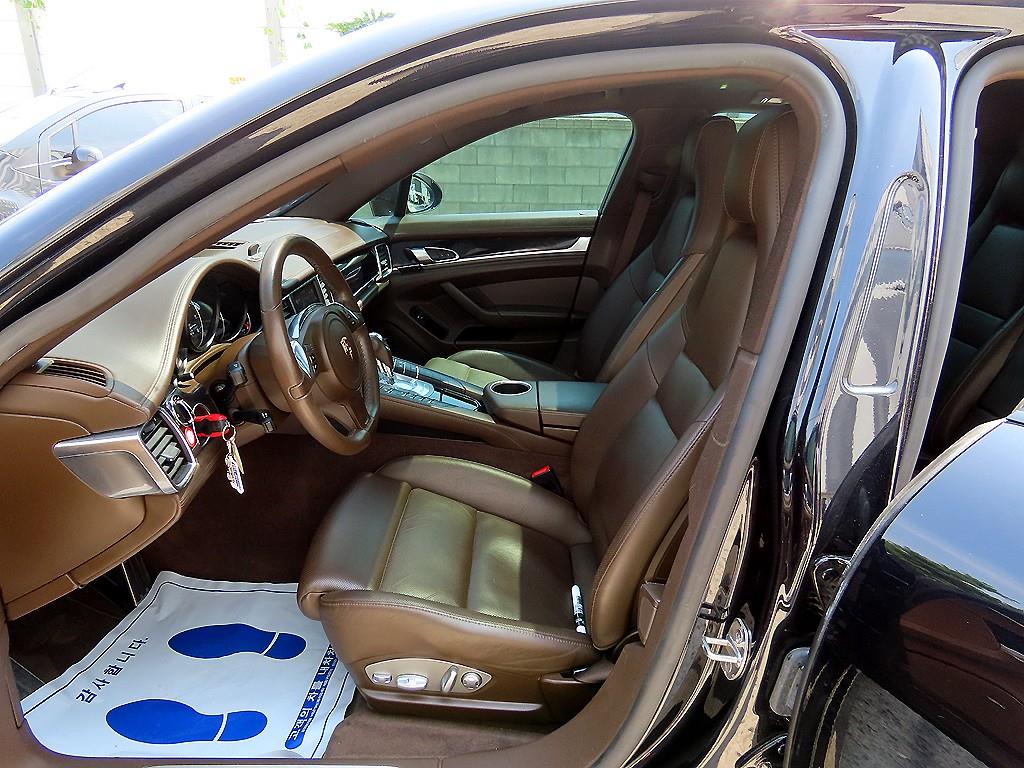Porsche Panamera — photo 05