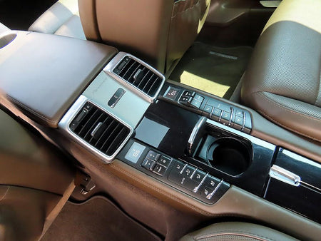 Porsche Panamera — photo 16