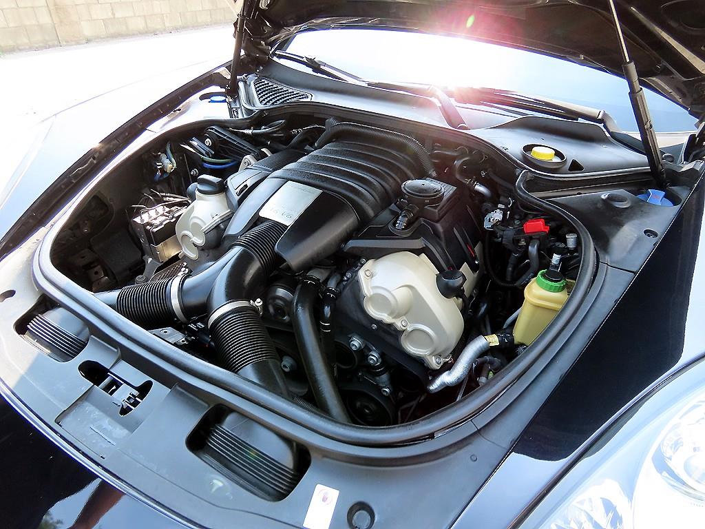 Porsche Panamera — photo 19