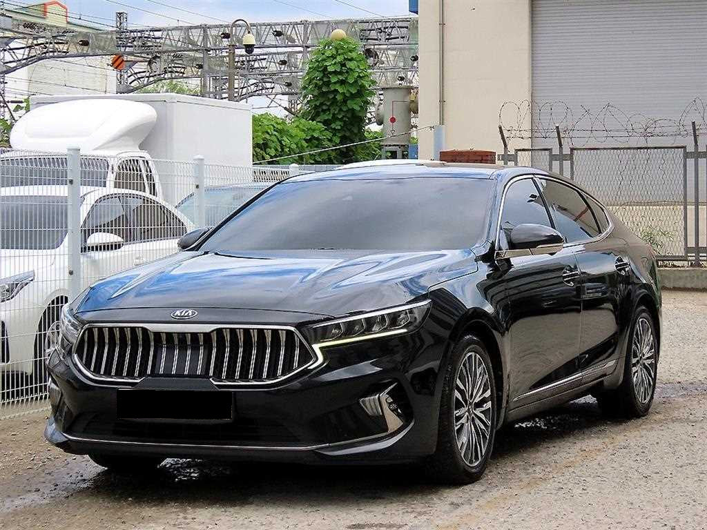 Kia K7 — photo 02