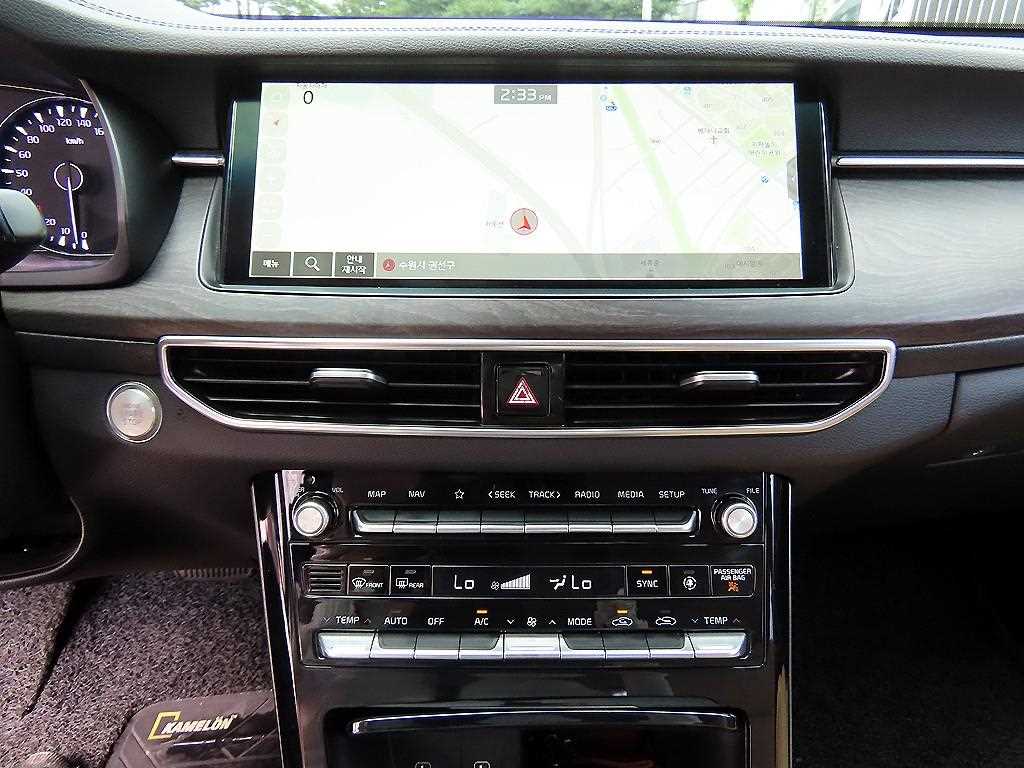 Kia K7 — photo 13