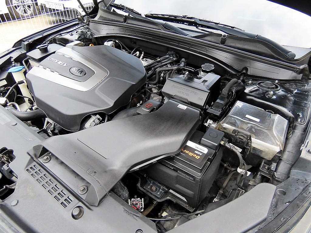 Kia K7 — photo 19