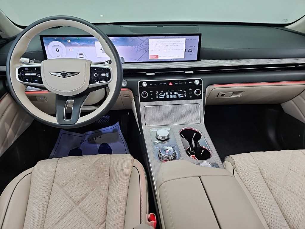 Genesis GV80 — photo 07