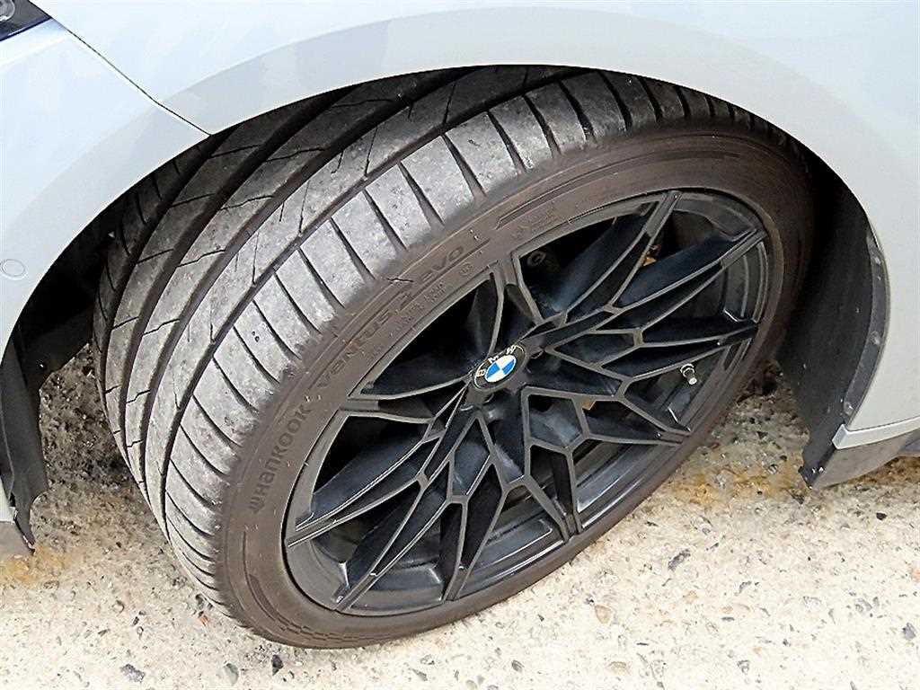 BMW M3 — photo 20