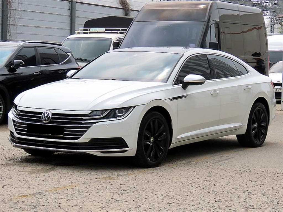 Volkswagen Arteon — photo 02
