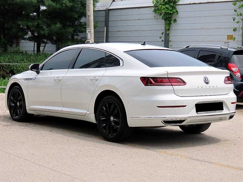 Volkswagen Arteon — photo 03