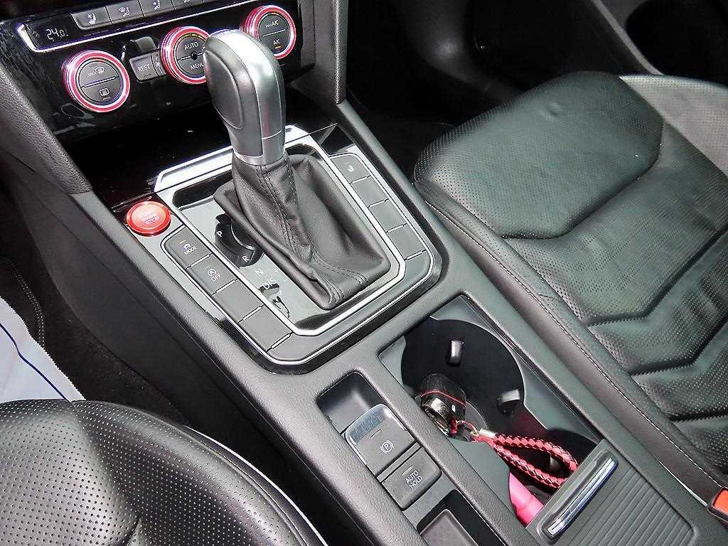 Volkswagen Arteon — photo 11