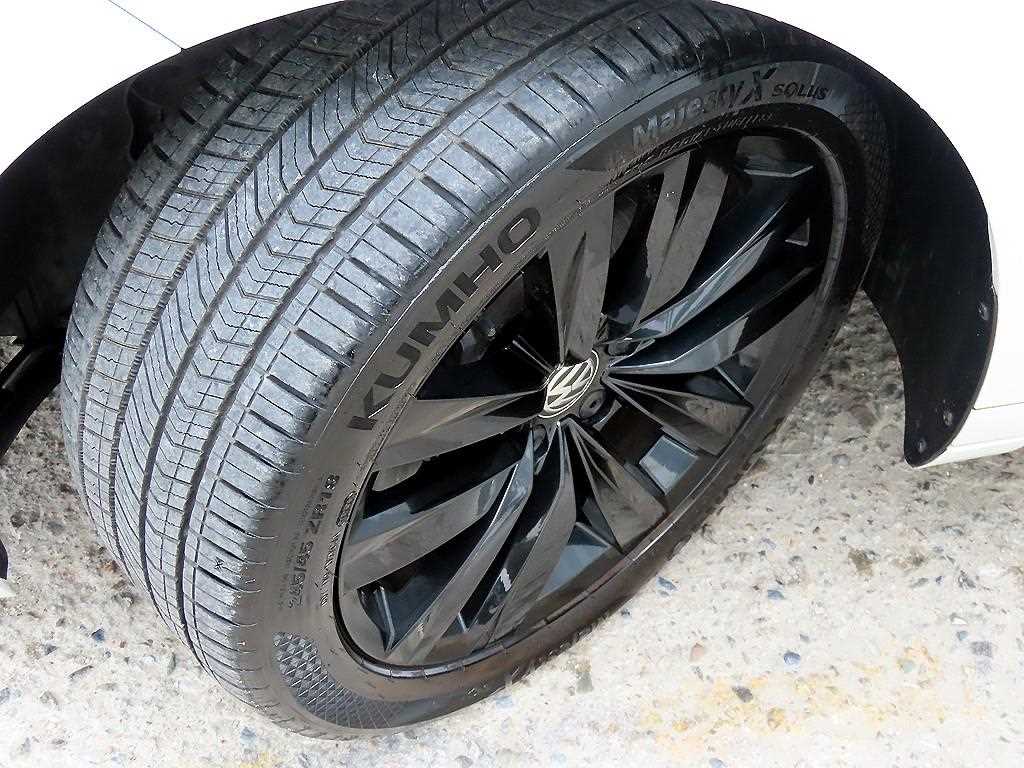 Volkswagen Arteon — photo 20