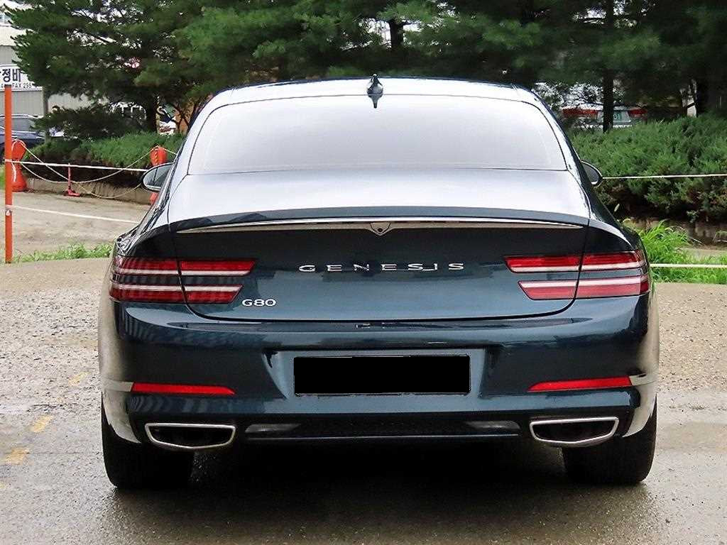 Genesis G80 — photo 04