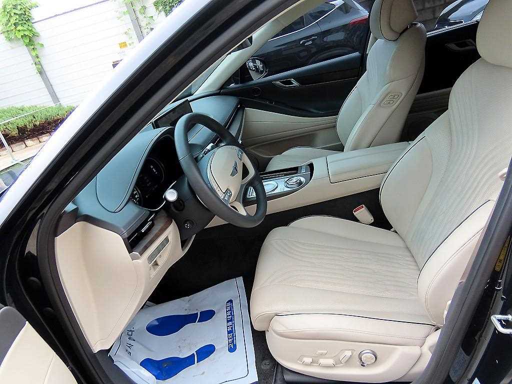 Genesis G80 — photo 05