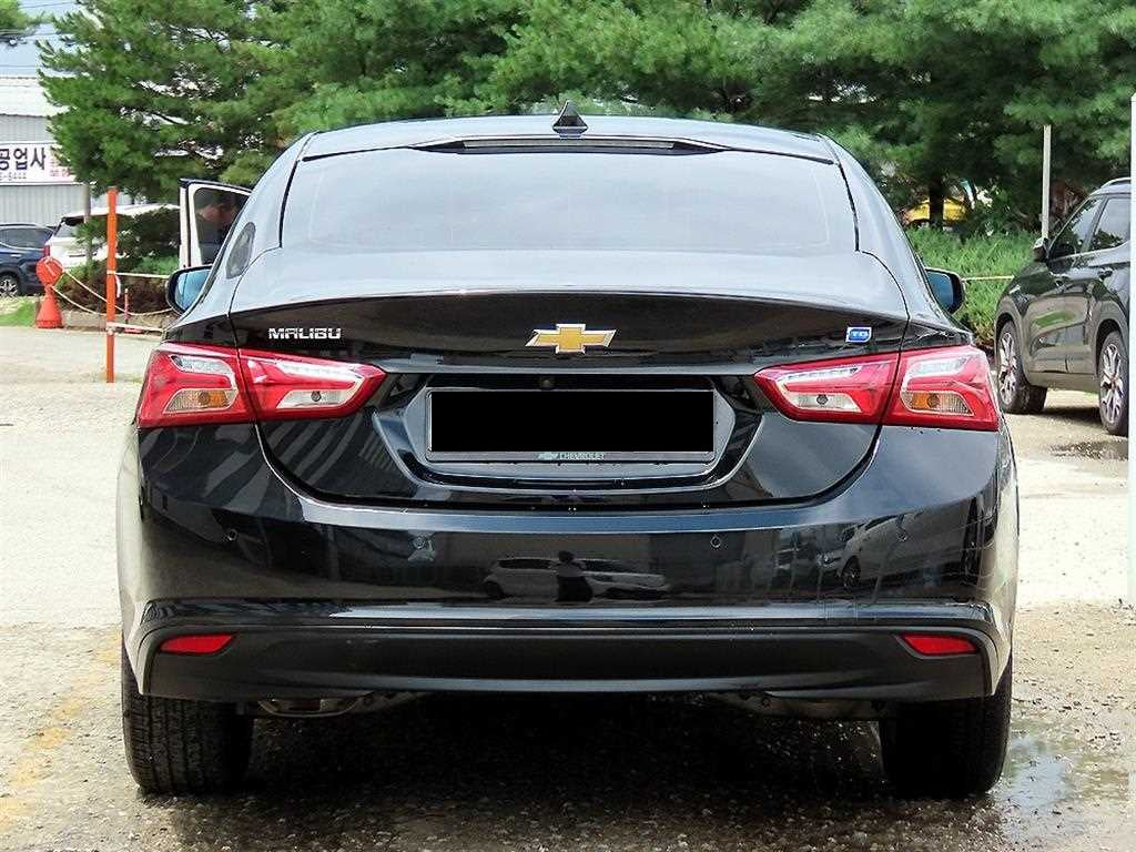 CHEVROLET Malibu — photo 04