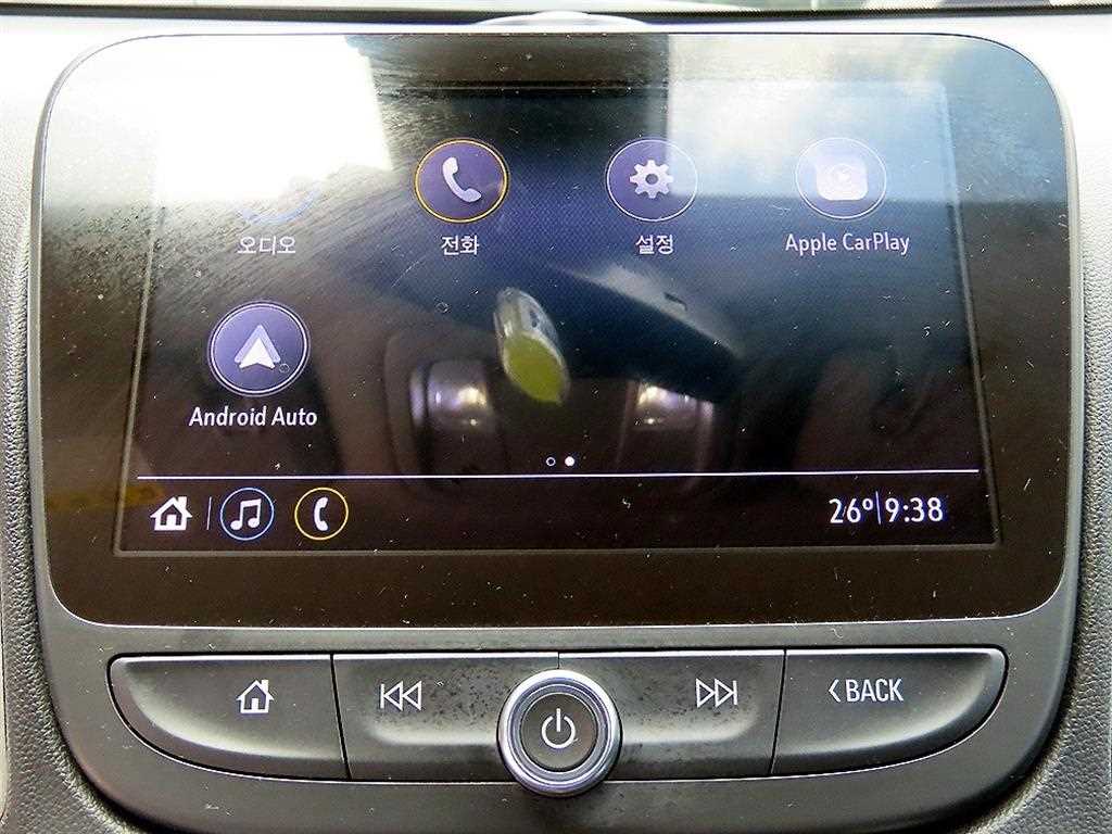 CHEVROLET Malibu — photo 14