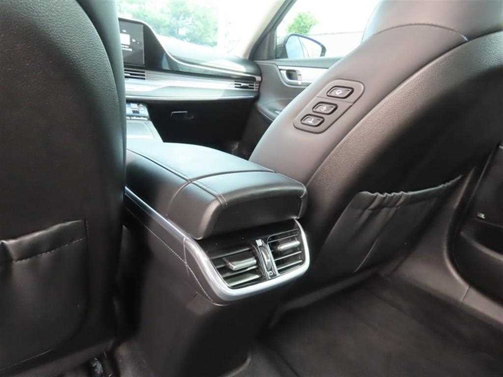 Hyundai Grandeur — photo 08