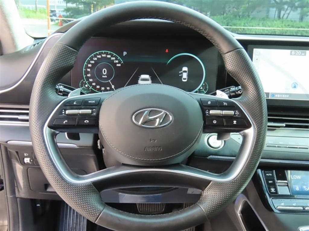 Hyundai Grandeur — photo 10