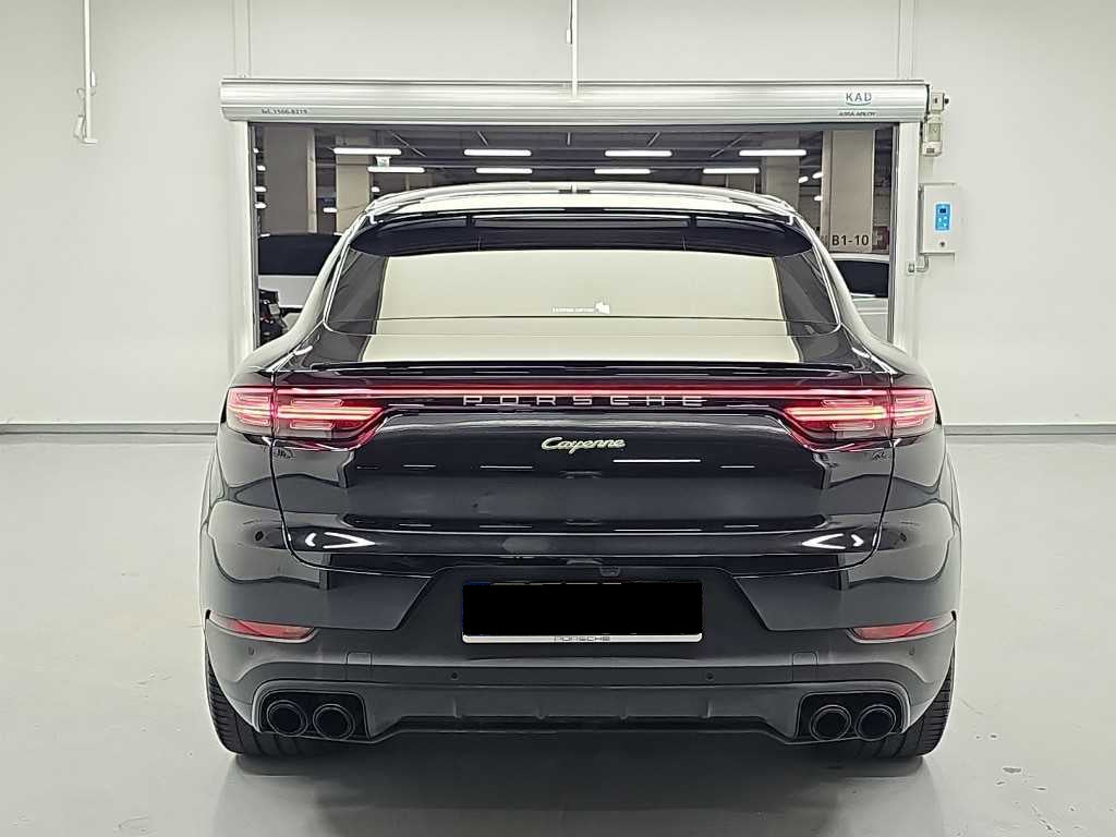 Porsche Cayenne — photo 03