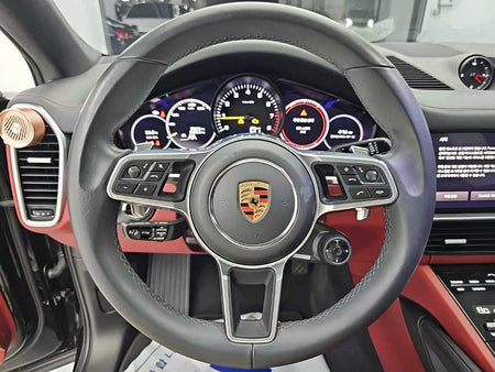 Porsche Cayenne — photo 09