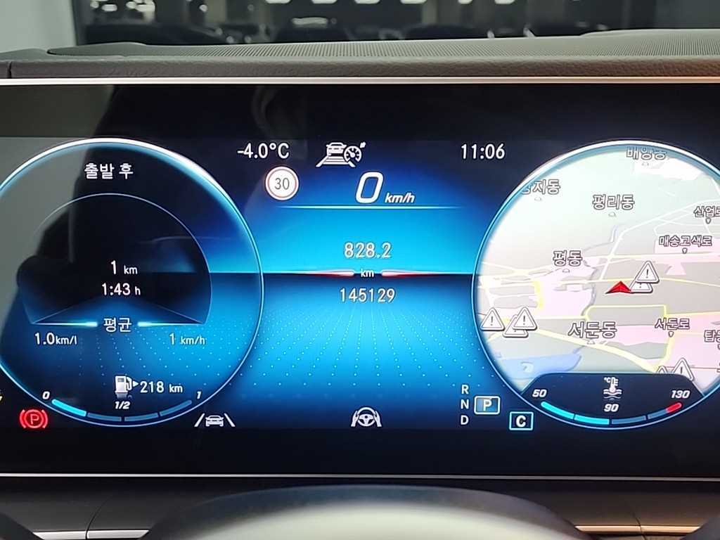 Mercedes-Benz GLS-Class — photo 06
