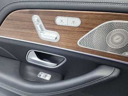 Mercedes-Benz GLS-Class — photo 15