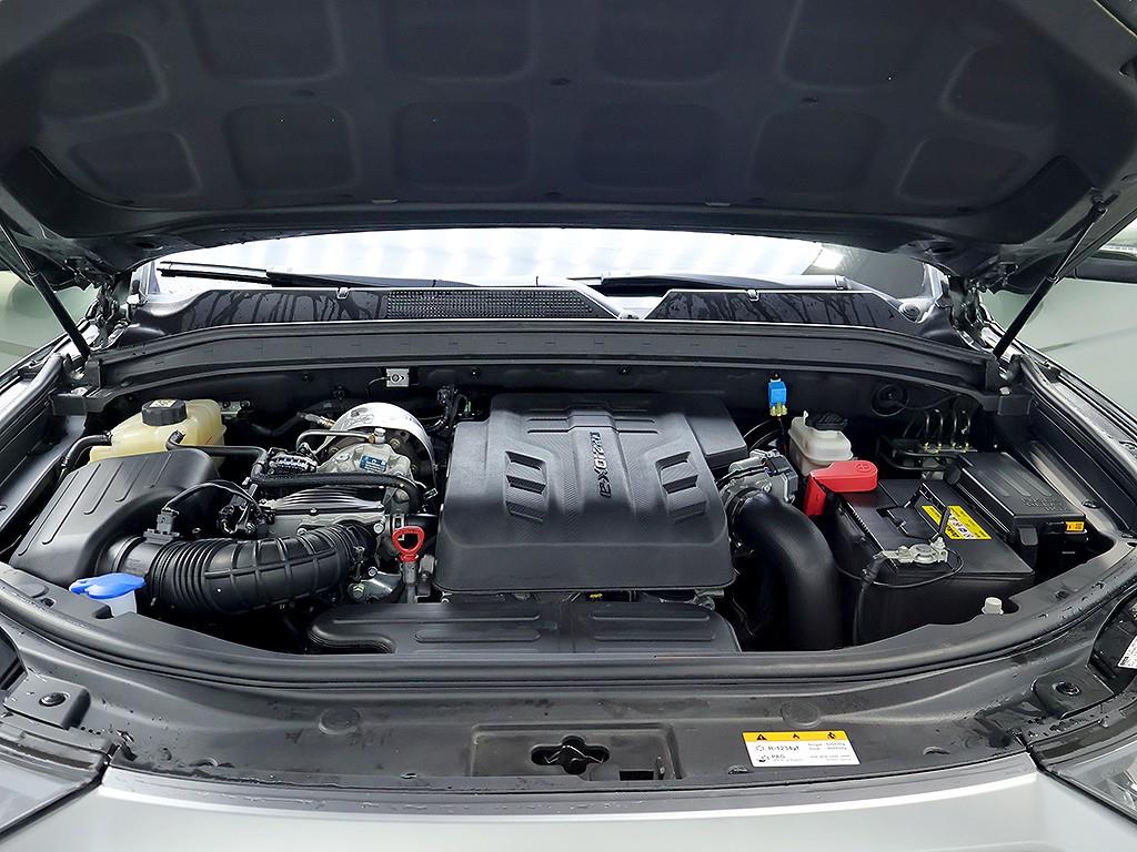 KGM Rexton — photo 08