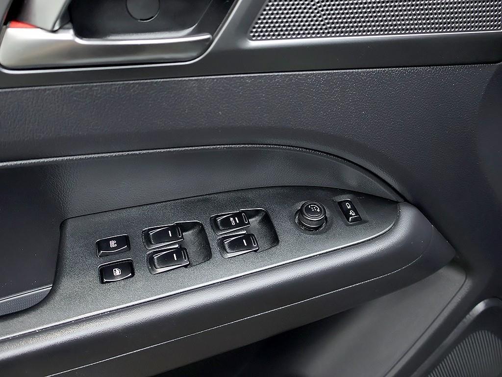KGM Rexton — photo 13
