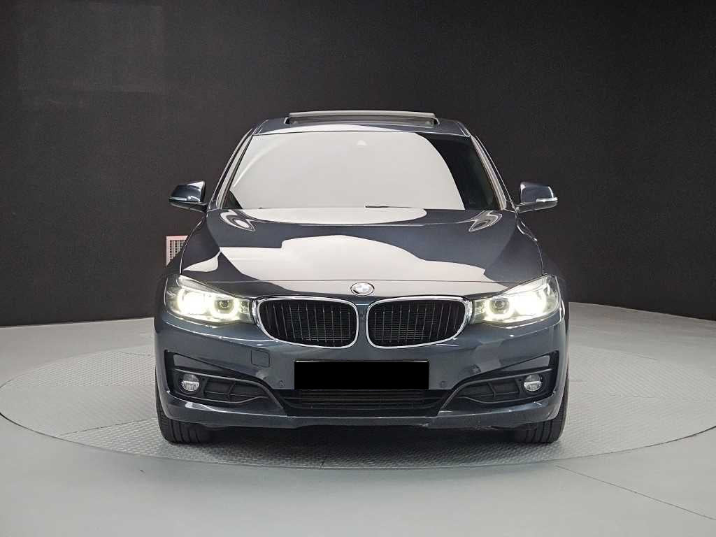 BMW Gran Turismo — photo 02
