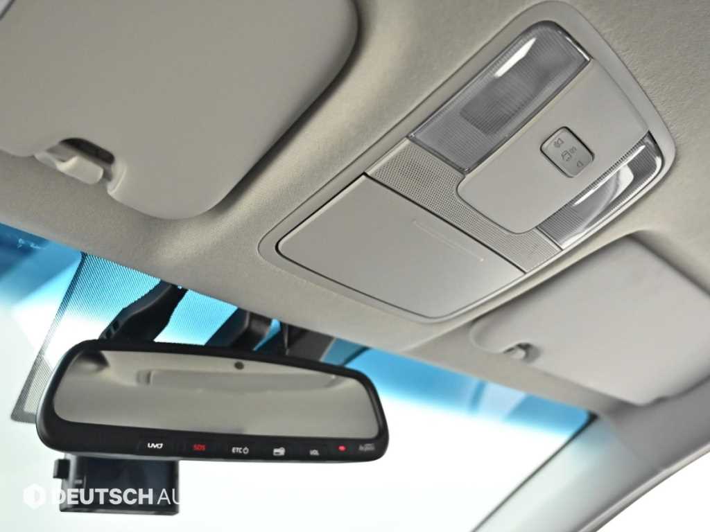 Kia K3 — photo 18