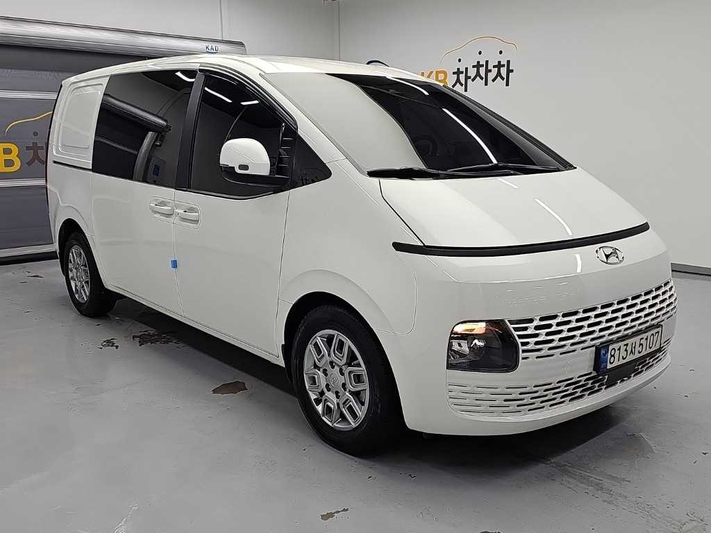 Hyundai Staria — photo 04
