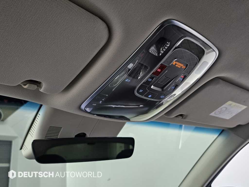Genesis GV80 — photo 18