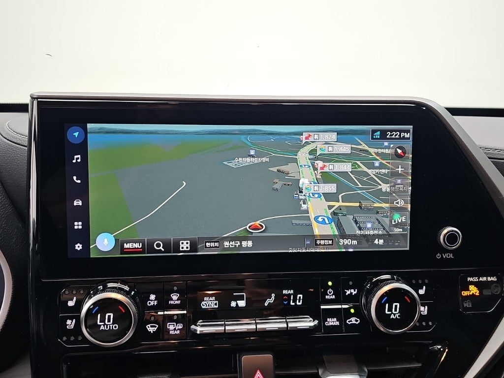 Toyota Highlander — photo 16