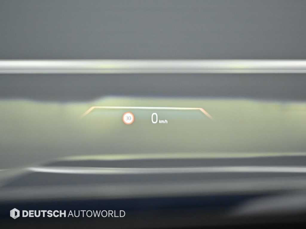 BMW 5-Series — photo 17