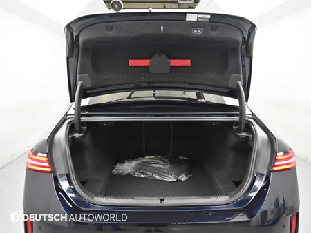 BMW 5-Series — photo 19