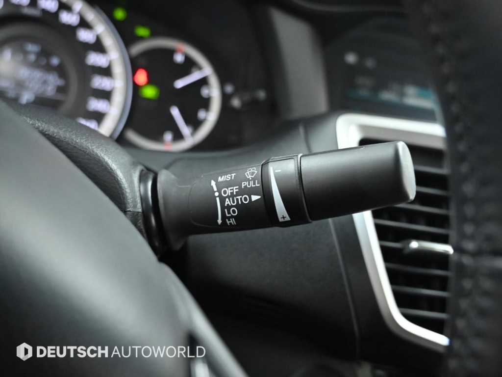 Honda Accord — photo 17