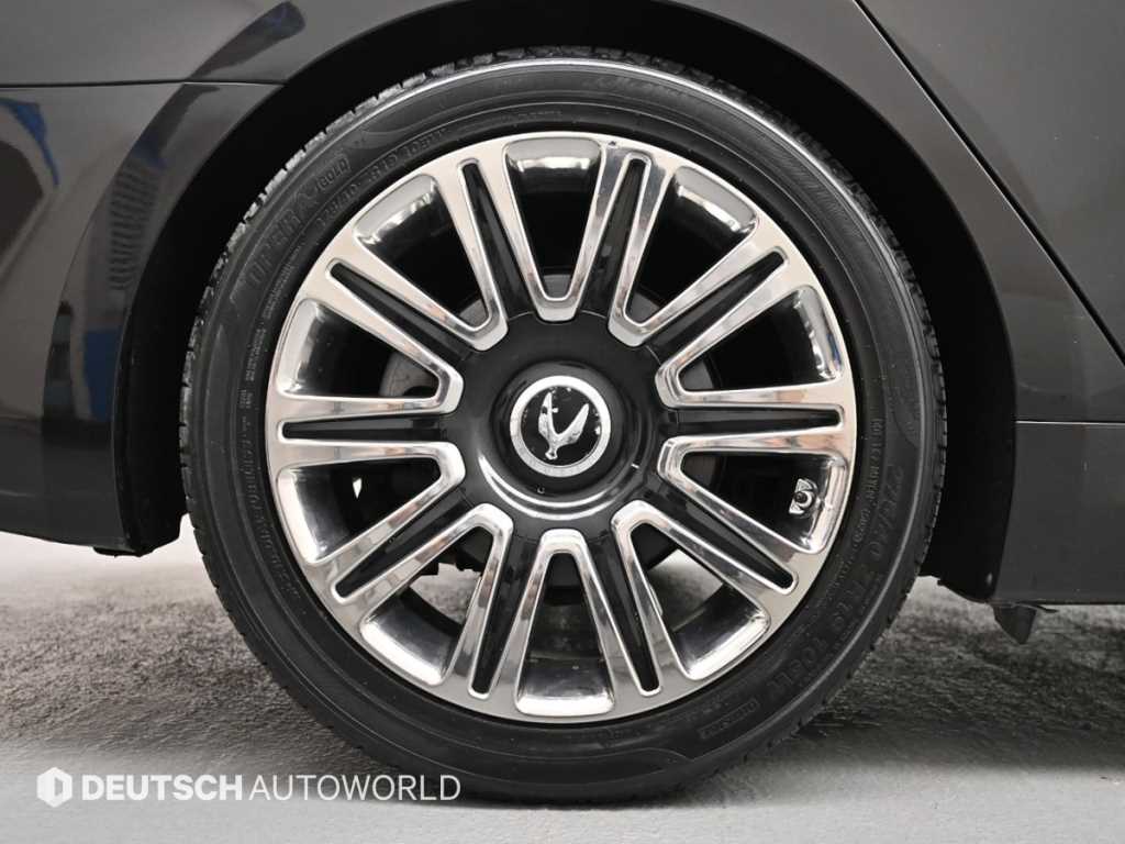 Hyundai Equus — photo 05