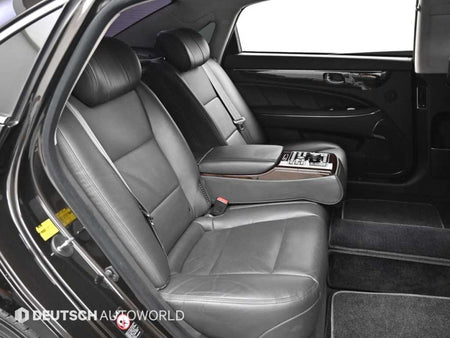 Hyundai Equus — photo 12
